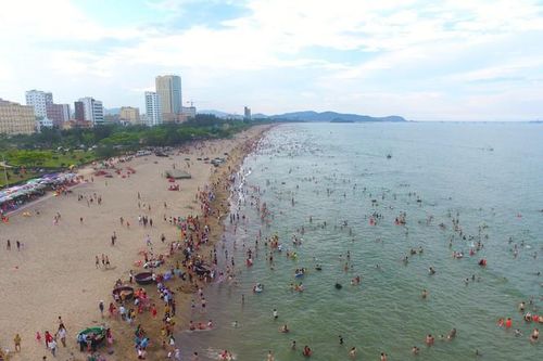 Nghệ An đón hơn 110 nghìn lượt khách du lịch dịp nghỉ lễ 30/4-1/5