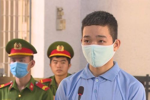 Dọa giết người yêu cũ, nam thanh niên lĩnh 42 tháng tù