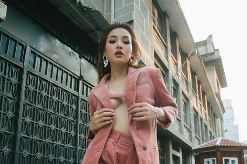 Phương Trinh Jolie diện vest không nội y, lộ vòng 1 tròn đầy gợi cảm