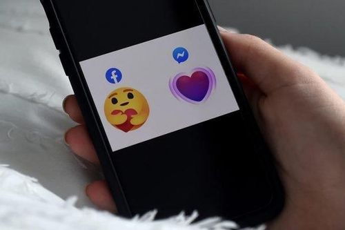 Hướng dẫn hiển thị biểu tượng cảm xúc 'thương thương' trên Facebook