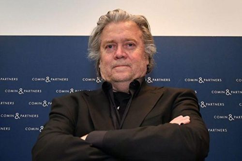 Vì sao Đài Truyền hình Trung Quốc (CCTV) giận dữ chửi mắng ông Steve Bannon?
