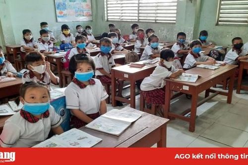 Các trường học ở Châu Phú thực hiện nghiêm các biện pháp phòng, chống dịch Covid-19