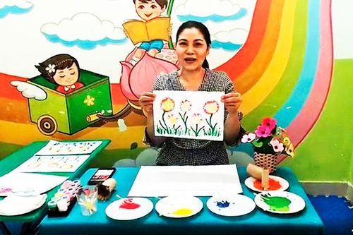 Phối hợp chăm sóc, giáo dục trẻ mầm non