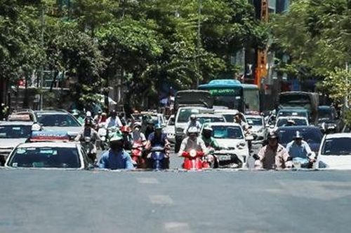 Nắng nóng gia tăng suốt cả tuần, Hà Nội 40 độ C