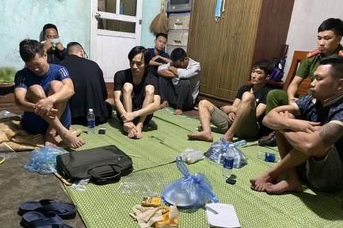 Triệt xóa hàng loạt sòng bạc hoạt động tinh vi