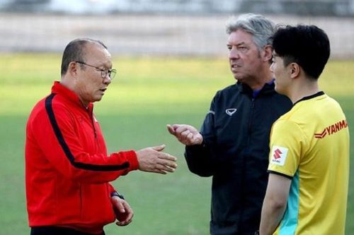 Tìm người thay ông Gede, tiếng nói của HLV Park Hang Seo quan trọng đến đâu?