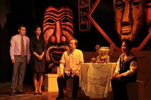 Tiếng thở dài của sân khấu kịch