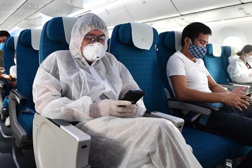 Vì sao hàng không nội địa khó kín chỗ dịp nghỉ lễ?