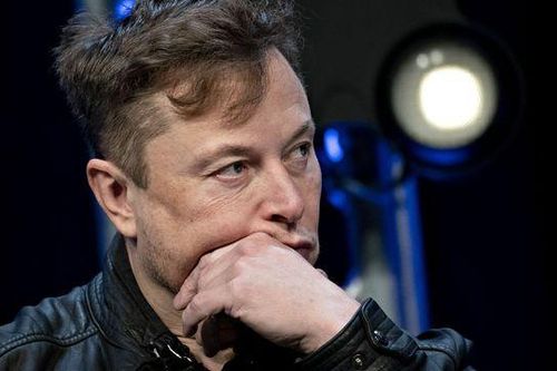 Elon Musk rao bán 2 dinh thự sau tuyên bố bán phần lớn tài sản