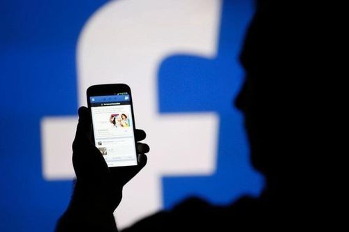 Bị mạo danh trên Facebook lừa đảo, xử lý thế nào?