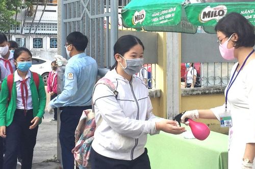 Học sinh, sinh viên Đà Nẵng háo hức ngày trở lại trường