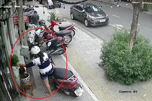 'Lâm tặc' giữa phố!