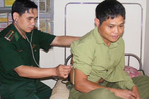 Nghĩa tình với quê Bác