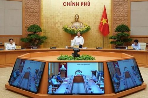 Thủ tướng giao TPHCM phấn đấu tăng trưởng năm 2020 đạt hơn 6,7%