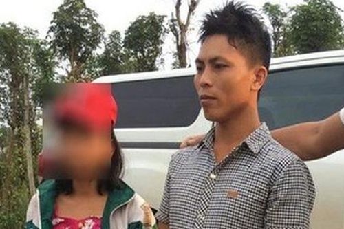 Khởi tố người đàn ông dụ dỗ bé gái lớp 8 bỏ nhà đi và chung sống như vợ chồng