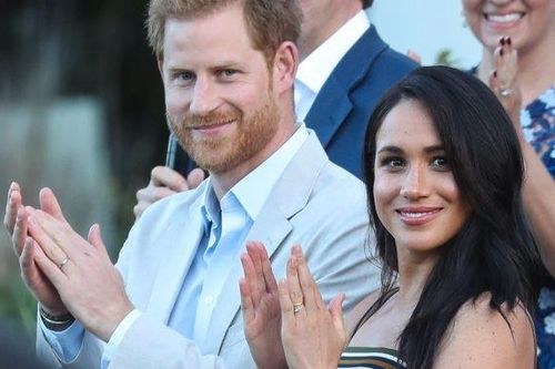 Cuốn sách 'Đi tìm tự do' của vợ chồng Hoàng tử Harry gây tranh cãi