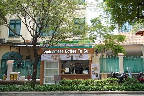 Ra mắt cà phê mang đi kết hợp phục vụ nhà vệ sinh công cộng miễn phí