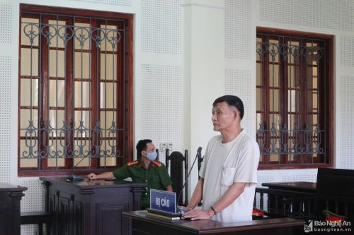 Thầy bói dởm ở Nghệ An chiếm đoạt tiền tỷ chỉ bằng một câu phán