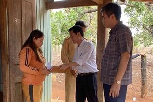 Thăm hỏi gia đình các nạn nhân trong hai vụ tai nạn giao thông tại Gia Lai