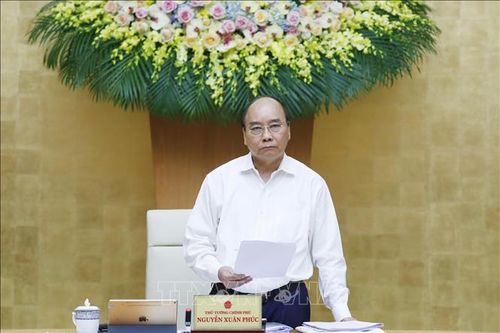 Thủ tướng Nguyễn Xuân Phúc: Phấn đấu tăng trưởng trên 5% trong năm 2020
