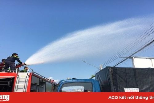 Cháy tầng lầu chứa phục trang, đạo cụ hậu cứ Trung tâm Văn hóa Nghệ thuật tỉnh An Giang
