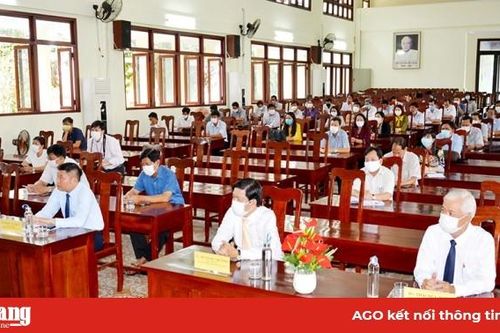 Khai giảng lớp hoàn chỉnh cao cấp lý luận chính trị C11