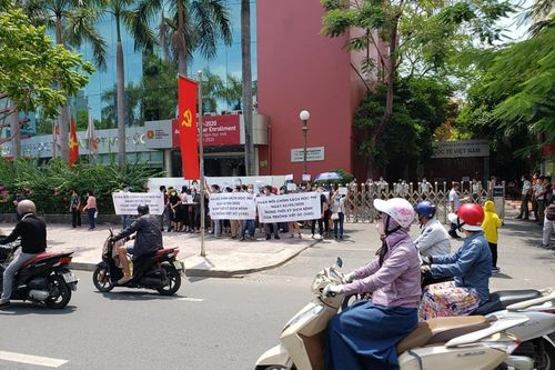 Phụ huynh đồng loạt phản đối học phí trường quốc tế, Sở GD&ĐT TP.HCM nói gì?