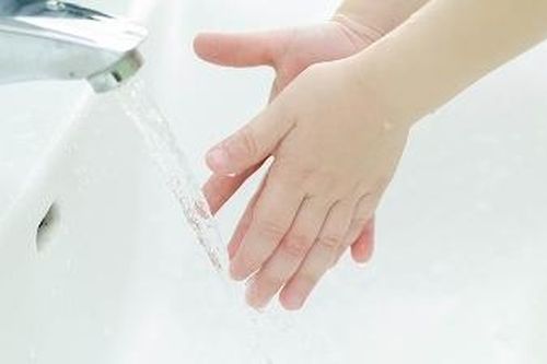 Ngày vệ sinh tay- Vẫn còn 30% trường học không có nước sạch và thiết bị vệ sinh