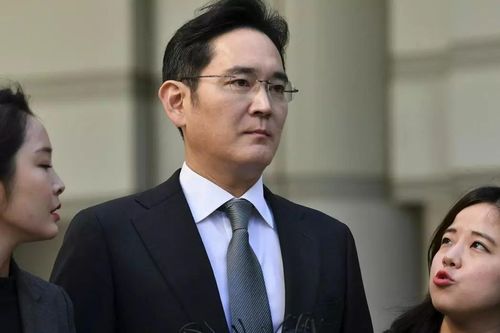 'Thái tử Samsung' cúi đầu xin lỗi, tuyên bố không cho con nối nghiệp