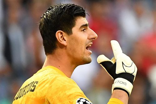 Báo thân Barca yêu cầu Courtois chấm dứt phàn nàn