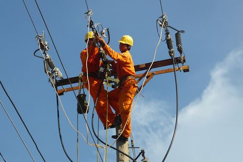 Chỉ số tiếp cận điện năng Việt Nam thăng hạng vượt bậc
