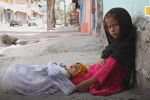 Tình cảnh thương tâm của trẻ em Afghanistan trong đại dịch Covid-19