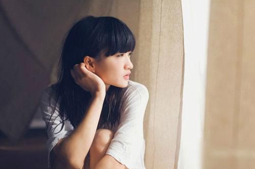 Tôi chẳng thể dứt khoát chia tay mối tình 8 năm