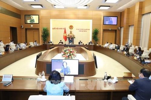 Trong các ngày 8, 15 và 16/5, diễn ra Phiên họp của Ủy ban Thường vụ Quốc hội