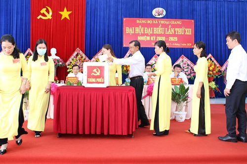 Đại hội đại biểu Đảng bộ xã Thoại Giang nhiệm kỳ 2020-2025 thành công tốt đẹp