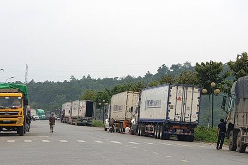 Xây dựng phương án điều tiết, phân luồng phương tiện xuất khẩu tại Cửa khẩu Kim Thành
