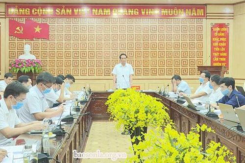 Đồng chí Phó Chủ tịch UBND tỉnh làm việc với huyện Mộc Châu về xây dựng kế hoạch thành lập thị xã Mộc Châu