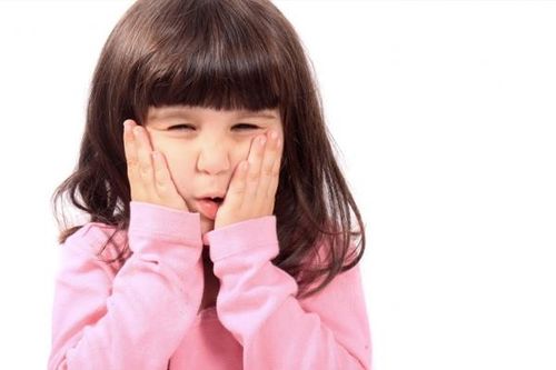 Cách phòng, trị viêm nướu ở trẻ
