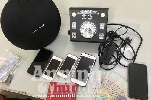 Diễn biến mới nhất vụ phá đường dây môi giới mại dâm 'kèm chơi' ma túy giá 25 triệu đồng/đêm