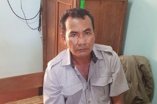Người làm thuê dùng cuốc đánh chết chủ vườn