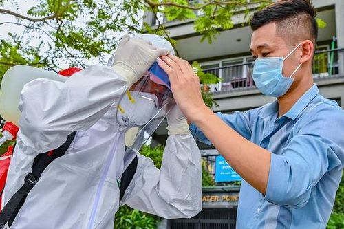 Thêm 17 ca mắc Covid-19 được cách ly ngay khi nhập cảnh