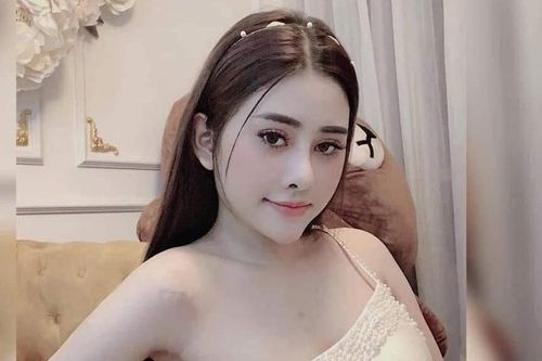 Tú bà 17 tuổi điều chân dài bán dâm bị khởi tố