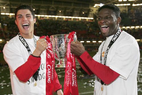Ronaldo từng chỉ dạy đàn anh ở Man Utd