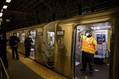 COVID-19 tấn công biểu tượng của 'thành phố không ngủ' New York