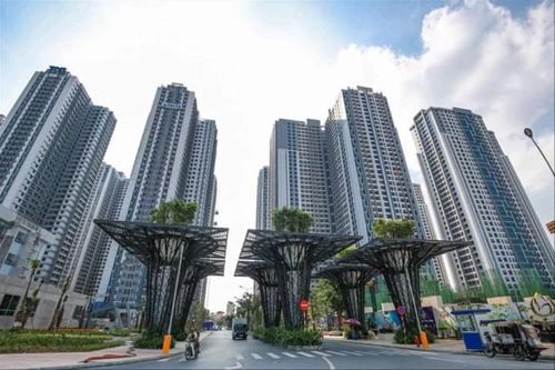 Doanh nghiệp bất động sản phát hành trái phiếu: Buông hay siết?