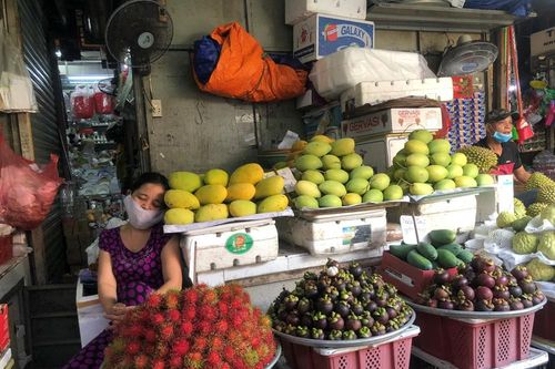 Hậu giãn cách xã hội, tiểu thương ngủ gật chờ khách