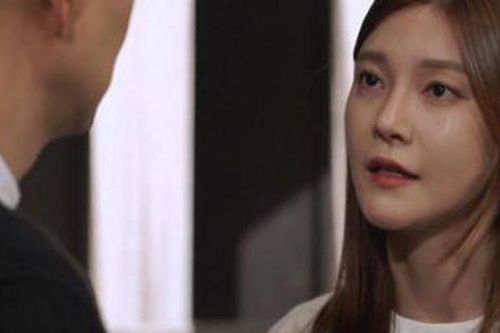 Chồng đại gia sốc nặng vì vợ được cung phụng mọi thứ vẫn nhất quyết đòi li hôn