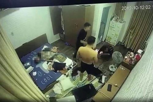 Sáu tháng sau ngày hình ảnh…đánh vợ bị đăng tải trên mạng xã hội, gã đàn ông bị tạm giam