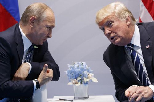 Hai Tổng thống Trump và Putin điện đàm