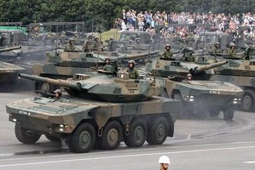 Nhật Bản tăng cường lực lượng xe tác chiến, pháo tự hành
